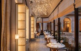 Four Seasons Hotel George V Paris